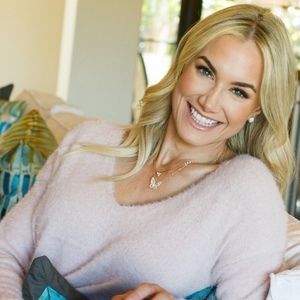 Meet your Posher, Alissa